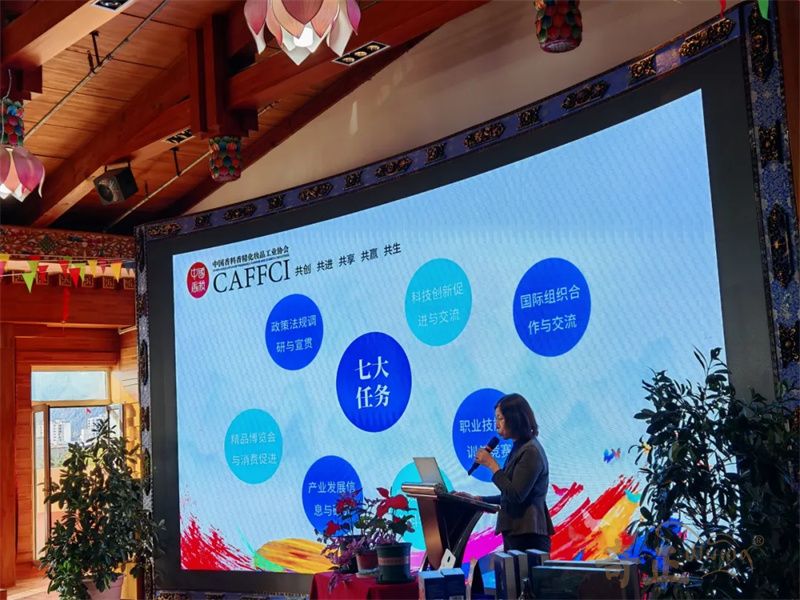 202512241766561440464259