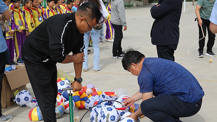 6966集团助力 　六一欢乐！