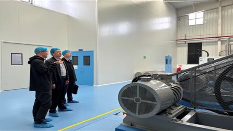 巴宜区区长（候选人）王建飞一行光临林芝雪域资源科技有限公司调研